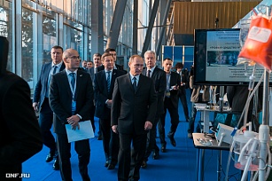 Российские POS терминалы YARUS представили Президенту РФ.
